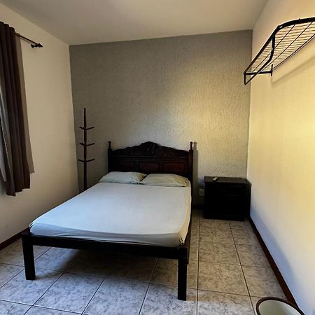 Regi House Hostel Витория Экстерьер фото