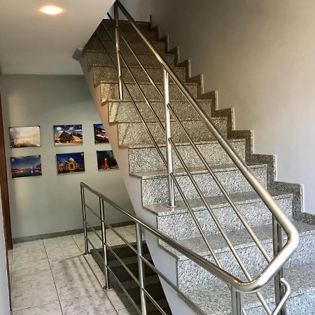 Regi House Hostel Витория Экстерьер фото